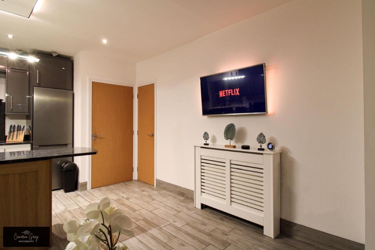 Nice 2 Bed House, Office, Wi-Fi, Free Parking Belfast Eksteriør billede