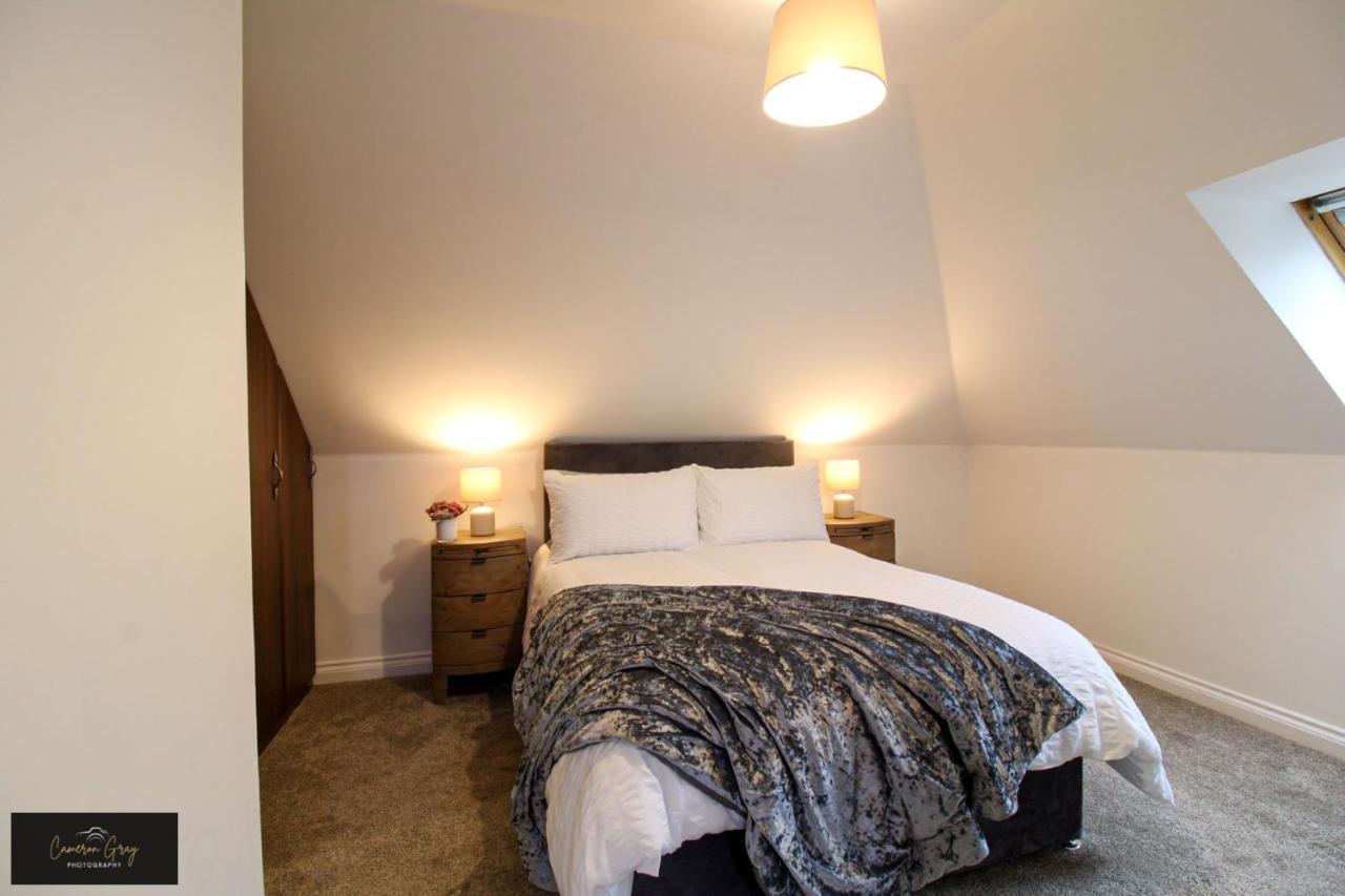 Nice 2 Bed House, Office, Wi-Fi, Free Parking Belfast Eksteriør billede