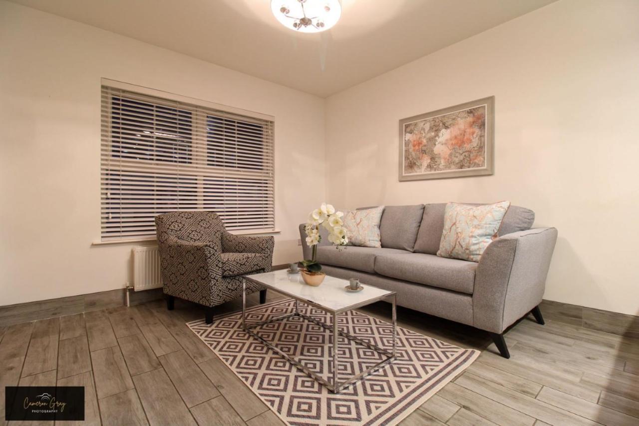 Nice 2 Bed House, Office, Wi-Fi, Free Parking Belfast Eksteriør billede